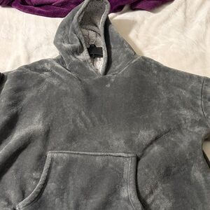 Cozy Plush Hooded Pullover - Gray